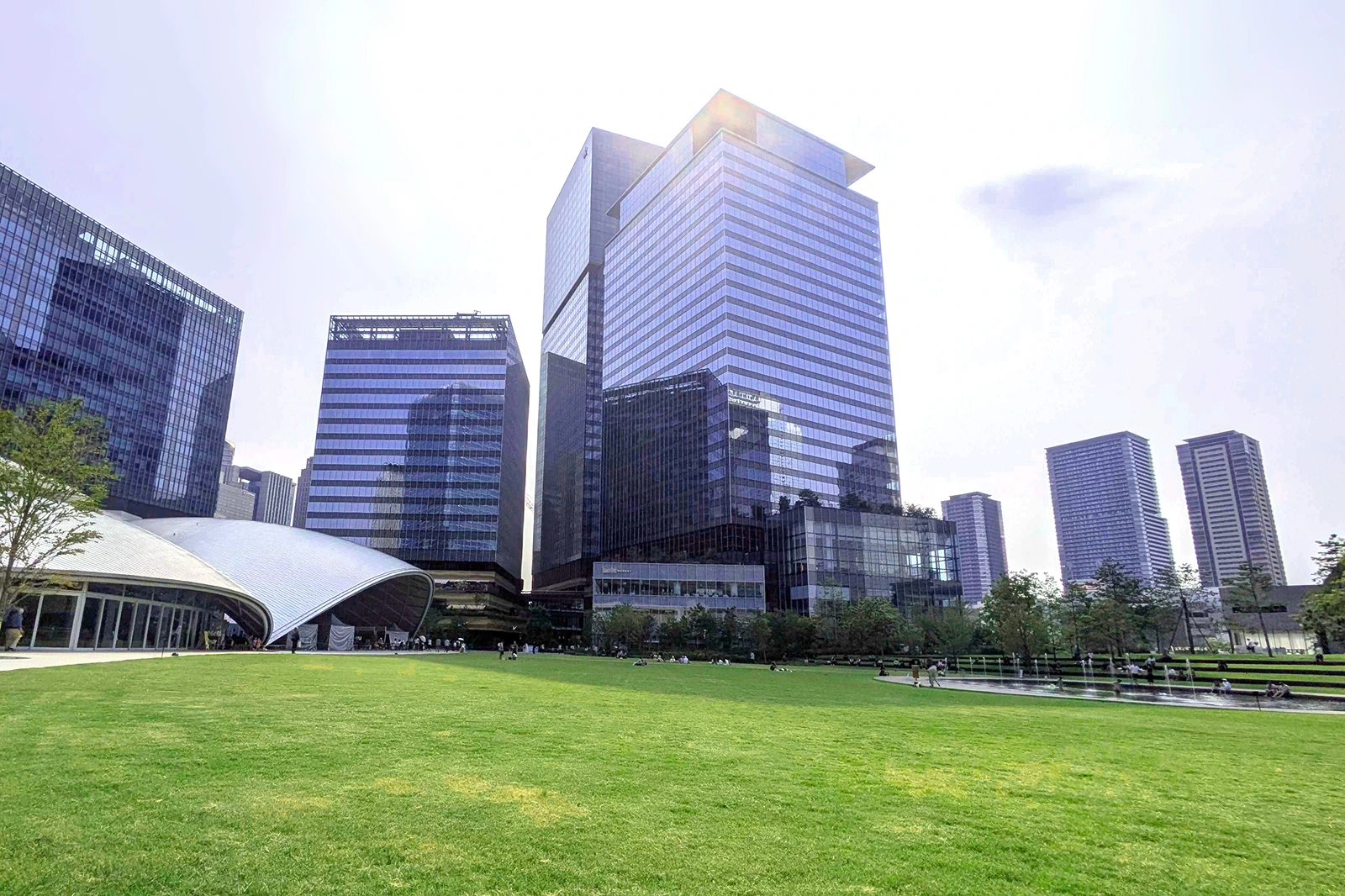 グラングリーン大阪パークタワー 外観